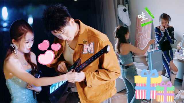 《逃生短剧版》危机降临