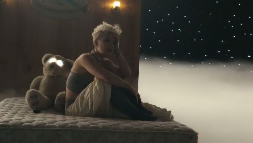 P!nk feat. Nate Ruess《Just Give Me a Reason》