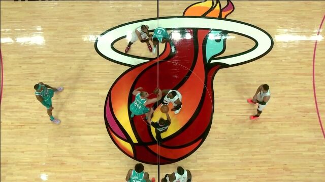 NBA常规赛：黄蜂vs热火第1节中文解说回放