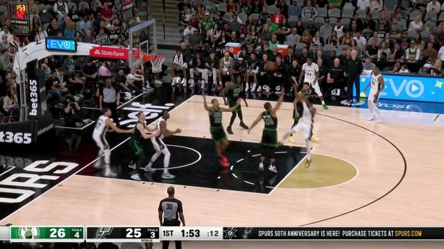 自己挖的坑自己填！理查德森残暴追身封盖手上嘴上都不留情