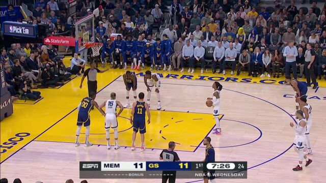 NBA常规赛：灰熊vs勇士第1节中文解说回放