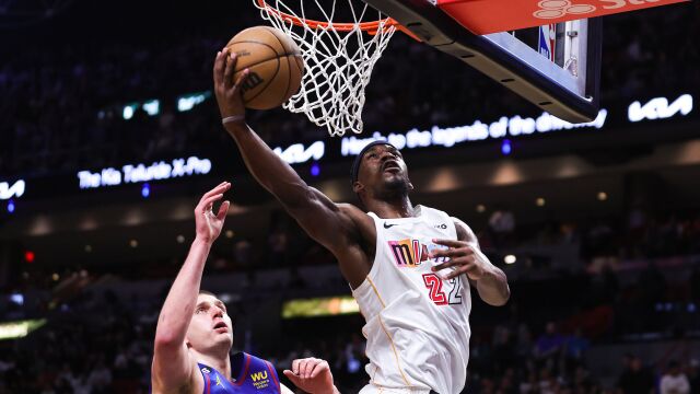 巴特勒vs掘金集锦 全场24+10+9假动作戏耍防守