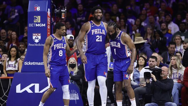 鹈鹕111-120费城 登帝组合合砍69分复仇鹈鹕