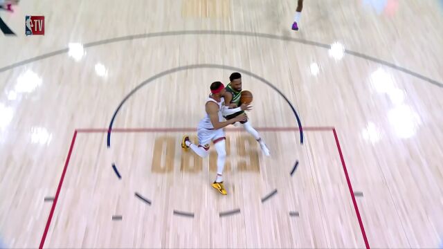 螳螂捕蝉黄雀在后 杰夫格林千里奔袭大帽康利将球扇飞