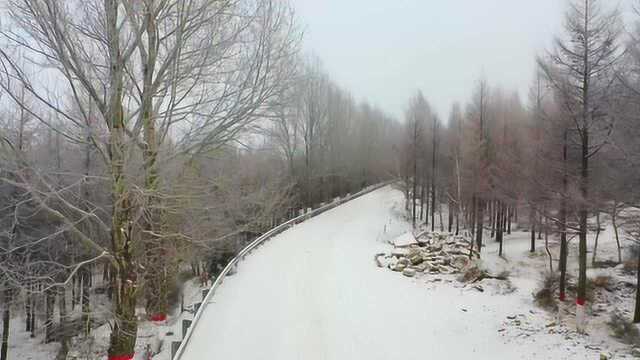 航拍雪后吕梁薛公岭山