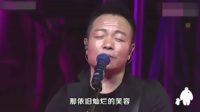 许巍最火的10首歌现场版,超有气氛,听过8首以上的可以超神了