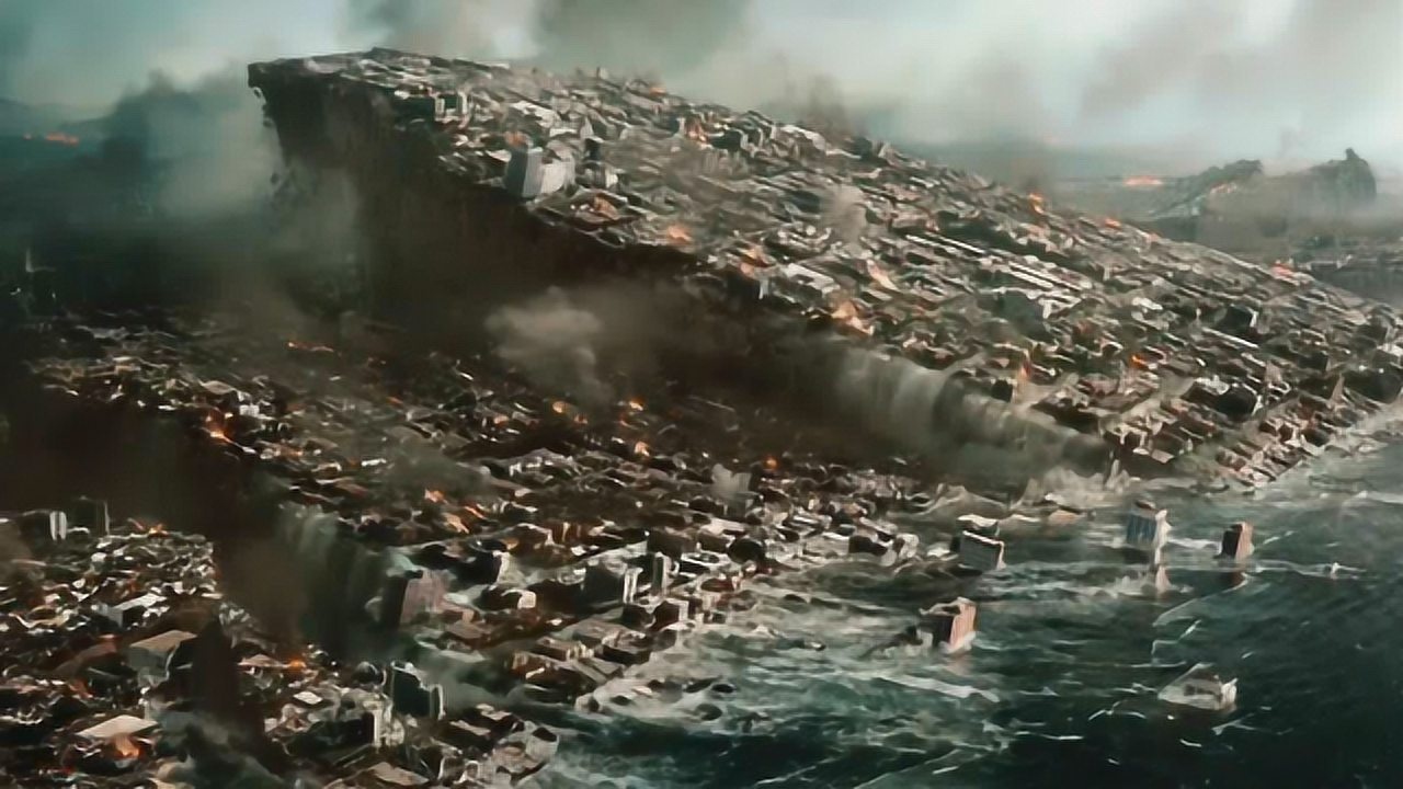 科幻灾难片2012，海啸扑面而来，全球唯一的避难所在中国