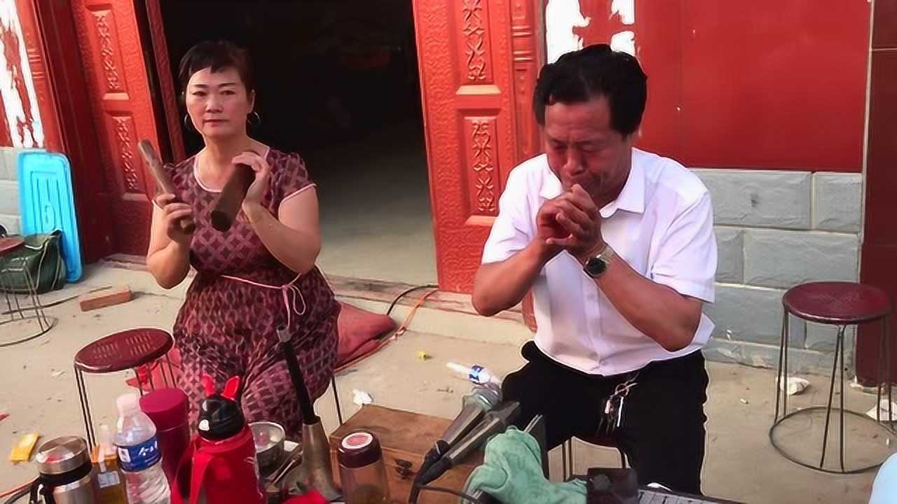 邓州市民间唢呐大师吹奏豫剧秦雪梅吊孝悲调吹得悲痛欲绝