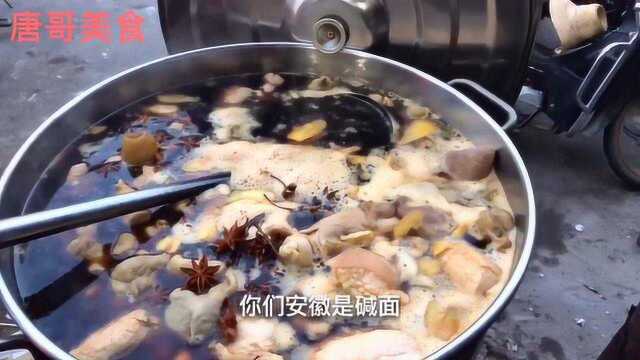 实拍荆州监利早酒:几百人4多点开喝白酒黄酒啤酒一起来