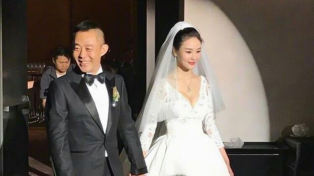 52岁侯勇三婚娇妻开豪车出门 身形丰腴疑有孕