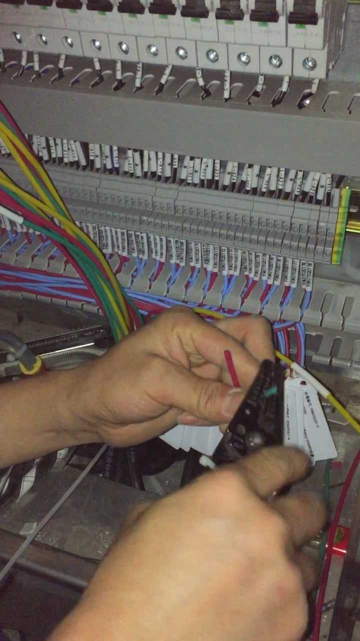 电厂二次接线工,剥线钳你会用吗