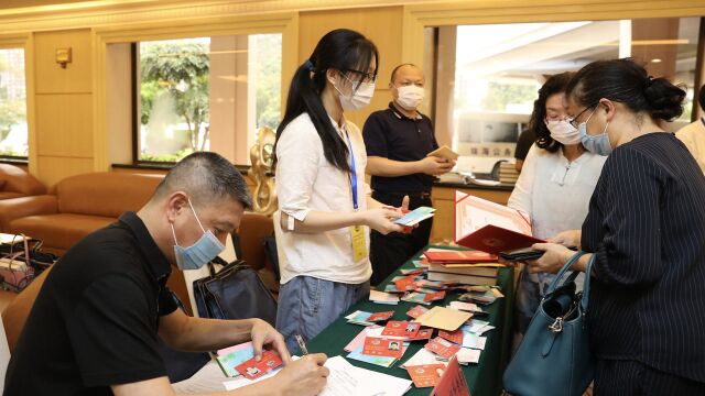 委员声音|建议设珠海企业家日、万山海岛划入横琴!