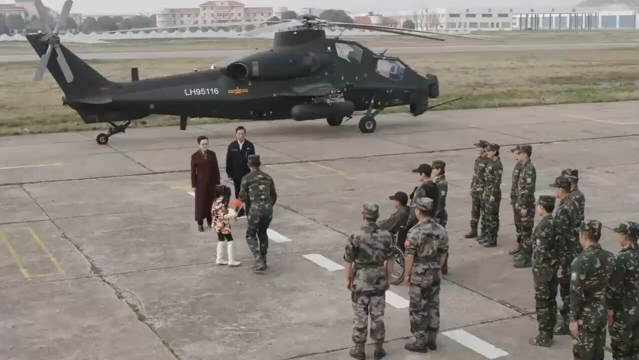 霹雳:儿子违背父亲意愿当特种兵,完成救灾任务归来,当众跪下