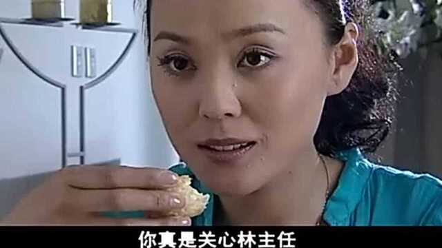 儿子前婚招花惹草,当母亲的安慰他,不要怕丈夫娘,家里我做主