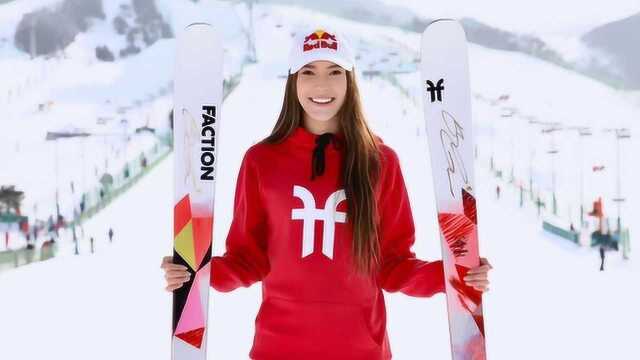 她是滑雪天才少女,放弃美国加入中国国籍,年仅16岁已拿无数冠军!