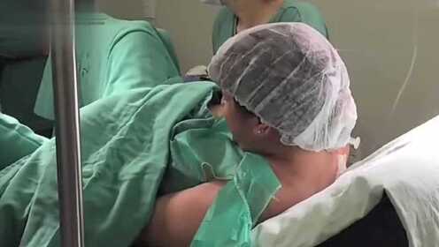 实拍：产妇顺产过程记录，孕妇生孩子承受的痛苦真让人心疼