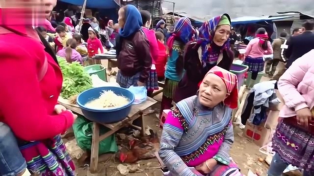 热闹的越南山区路边市场,价廉物美品种繁多看看你能认识几样