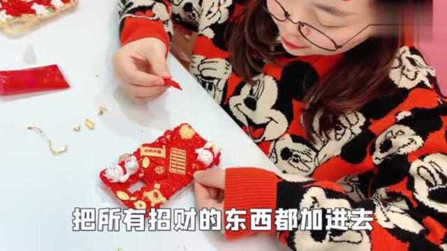 桂桂小鹿DIY“招财猫”手机壳,狂洒金元宝,香浓奶糖味独一无二