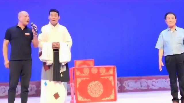 河北梆子名家雷保春老师携弟子登台清唱小段