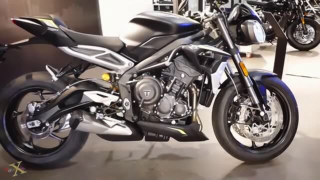 2020 凯旋 Street Triple RS 细节实拍