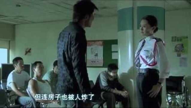 电影:看了三遍才发现,穿制服的原来是许晴