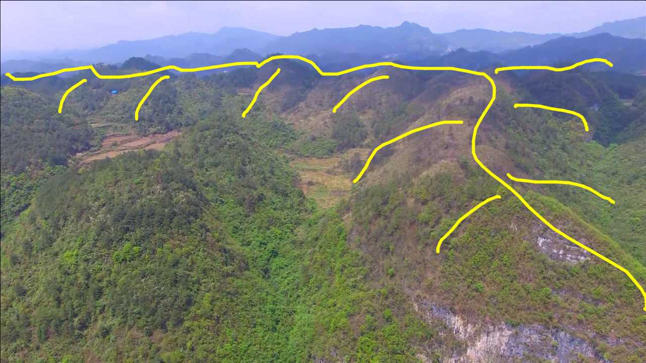 此地蜈蚣下山,样子逼真,很神奇的风水宝地_腾讯视频