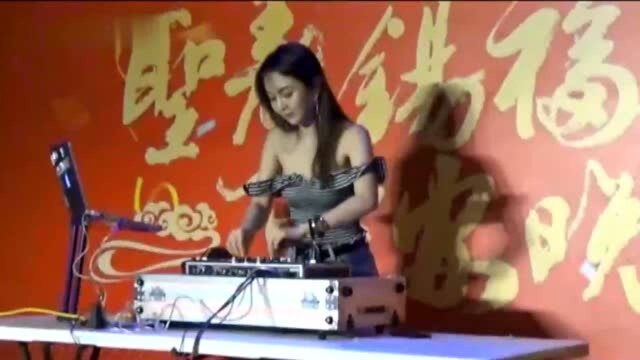 美女打碟DJ视频《她的眼泪》车载音乐精品