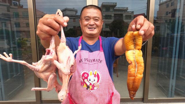 黄金鮸鱼胶炖鸽子,这口汤成本最少得700,实在是太补了!