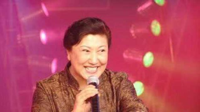 高秀敏女儿罕见露面,公开母亲留给自己的遗书,泪流满面让人心疼