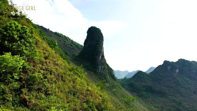 广西阴阳山,阳山与阴山隔岸对望,大自然真是太奇妙了