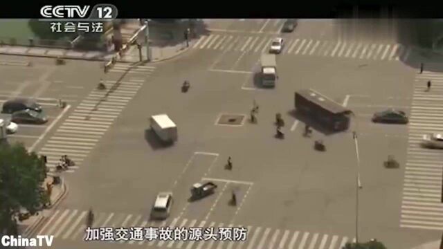 回顾:消失的6917,男子被撞身亡肇事车辆逃逸,竟是司机错误操作