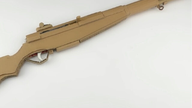 用纸箱板和橡皮筋制作一把98k玩具枪手工玩具和平精英模型