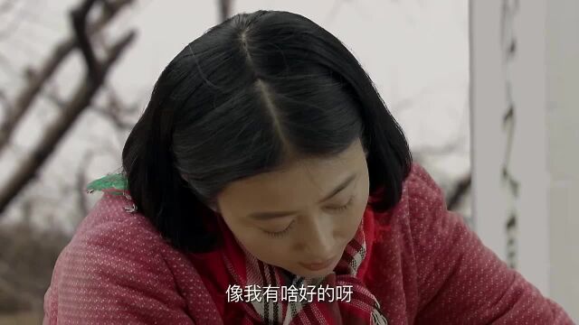 寡妇给去世的丈夫上坟,追忆往事,说说心里话