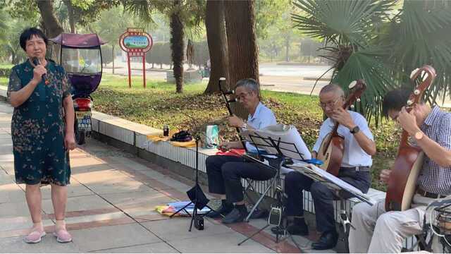 电影金曲《白毛女ⷥŒ—风吹》鉴赏:无为市民国庆文艺表演曲目.