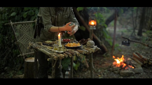 051 .遮阳篷、Bushcraft 桌椅制作  营地烹饪(第 2 部分)