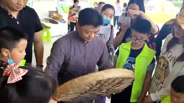 公益回顾丨“茶之味 乡之情”永川青少年周末亲子采茶活动