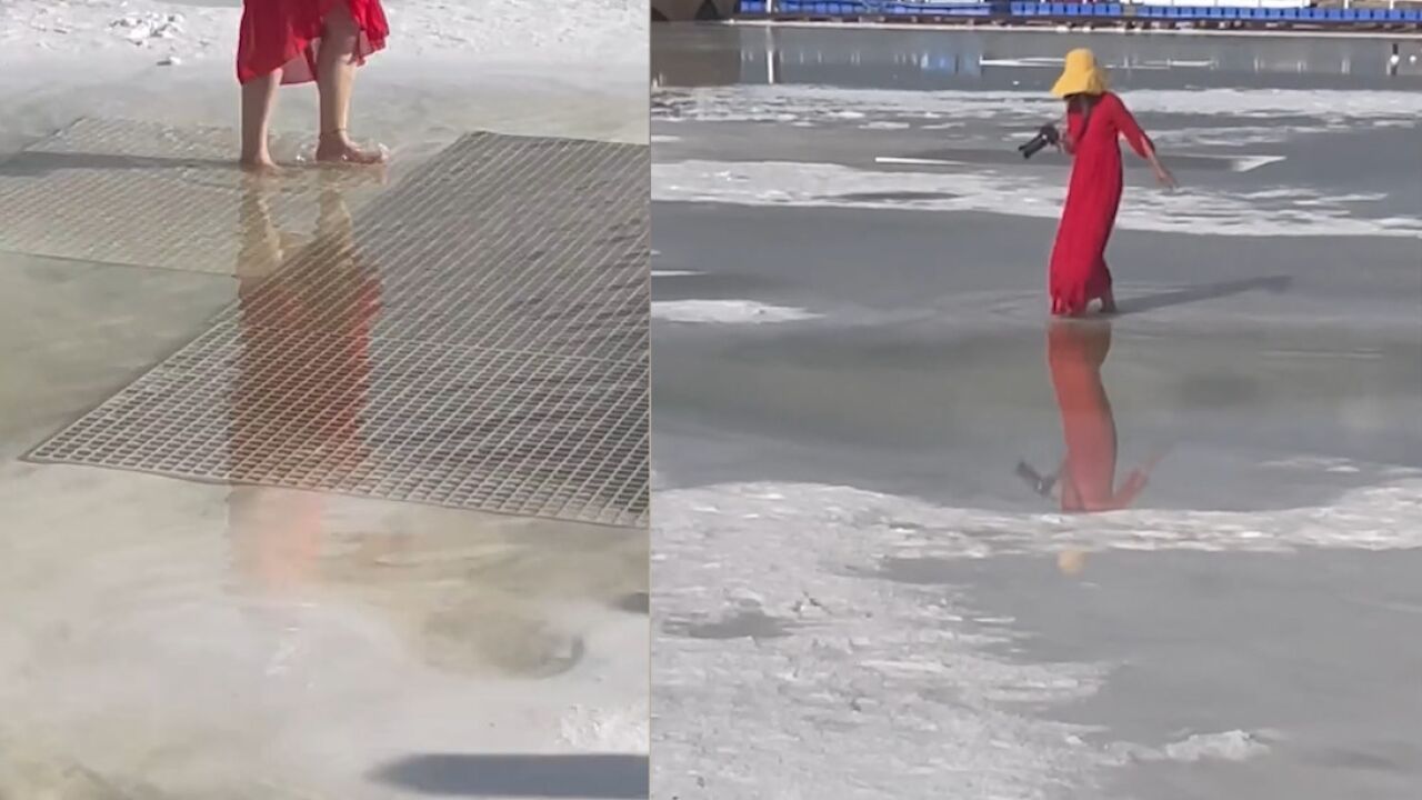 青海茶卡盐湖回应游客光脚下湖:会对盐湖造成破坏,现场有安保人员制止