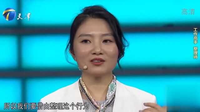 整理师现场点评,企业家们的行李箱,并且传授整理技巧丨非你