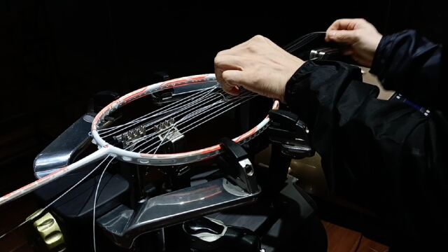 击破羽毛球拍 TKAB TKAB 羽毛球拍穿线 YONEX BG80