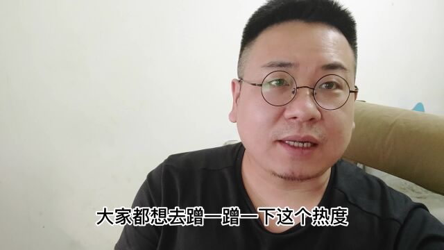 国内版ChatGPT来了!一试之下就露馅了,不是智能的