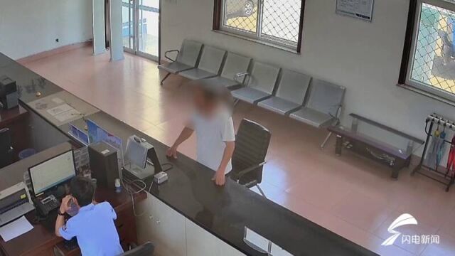 男子补办身份证被发现是“网逃”!冠县户籍警稳住对方淡定叫增援