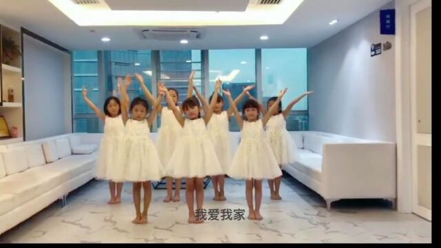 可爱暖心!理想合唱团《我爱我家》MV歌曲,歌声超治愈!