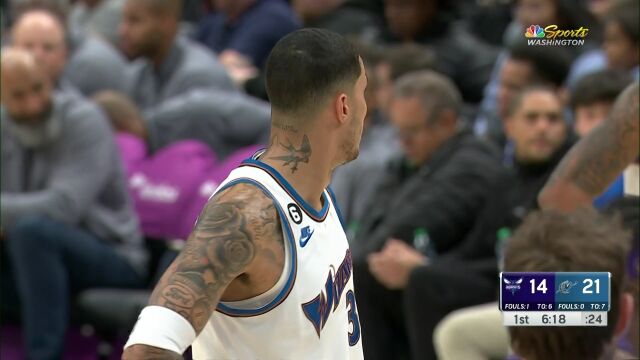 NBA常规赛：黄蜂vs奇才第1节英文原声回放