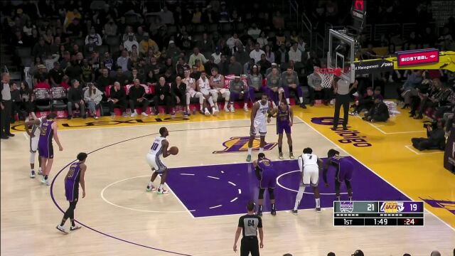 NBA常规赛：国王vs湖人第1节中文解说回放