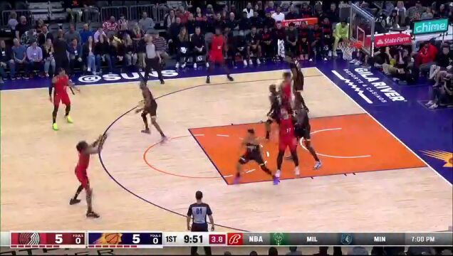 NBA常规赛：开拓者vs太阳第1节英文原声回放