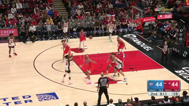 NBA常规赛：雷霆vs公牛第2节英文原声回放
