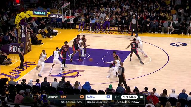 浓眉摘得进攻篮板助攻比斯利 再强势单打展现火热状态