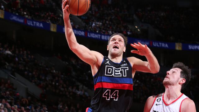 博格达诺维奇vs开拓者集锦 全场21+3攻传兼备难救主