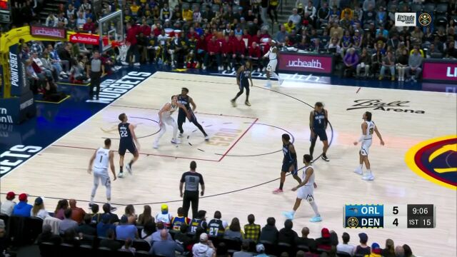 波特底角三分接球就扔 富尔茨不甘示弱同位置还以颜色