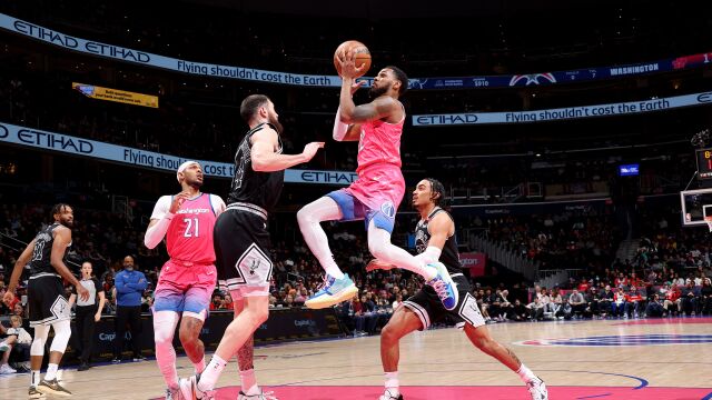 马刺124-136奇才 奇才6人得分上双送给马刺3连败